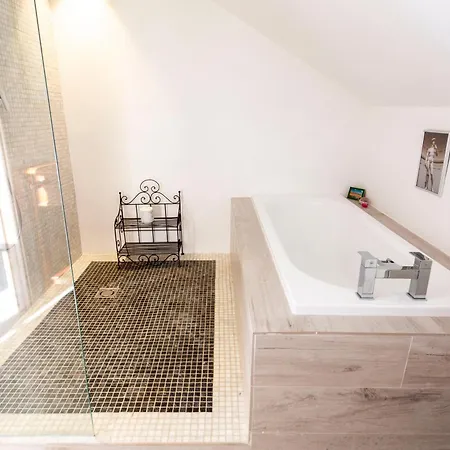 Willa Charlene - Pool, Peace, Jacuzzi And Ligurian Views Ventimiglia