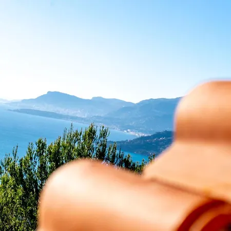 Villa Charlene - Pool, Peace, Jacuzzi And Ligurian Views Ventimiglia